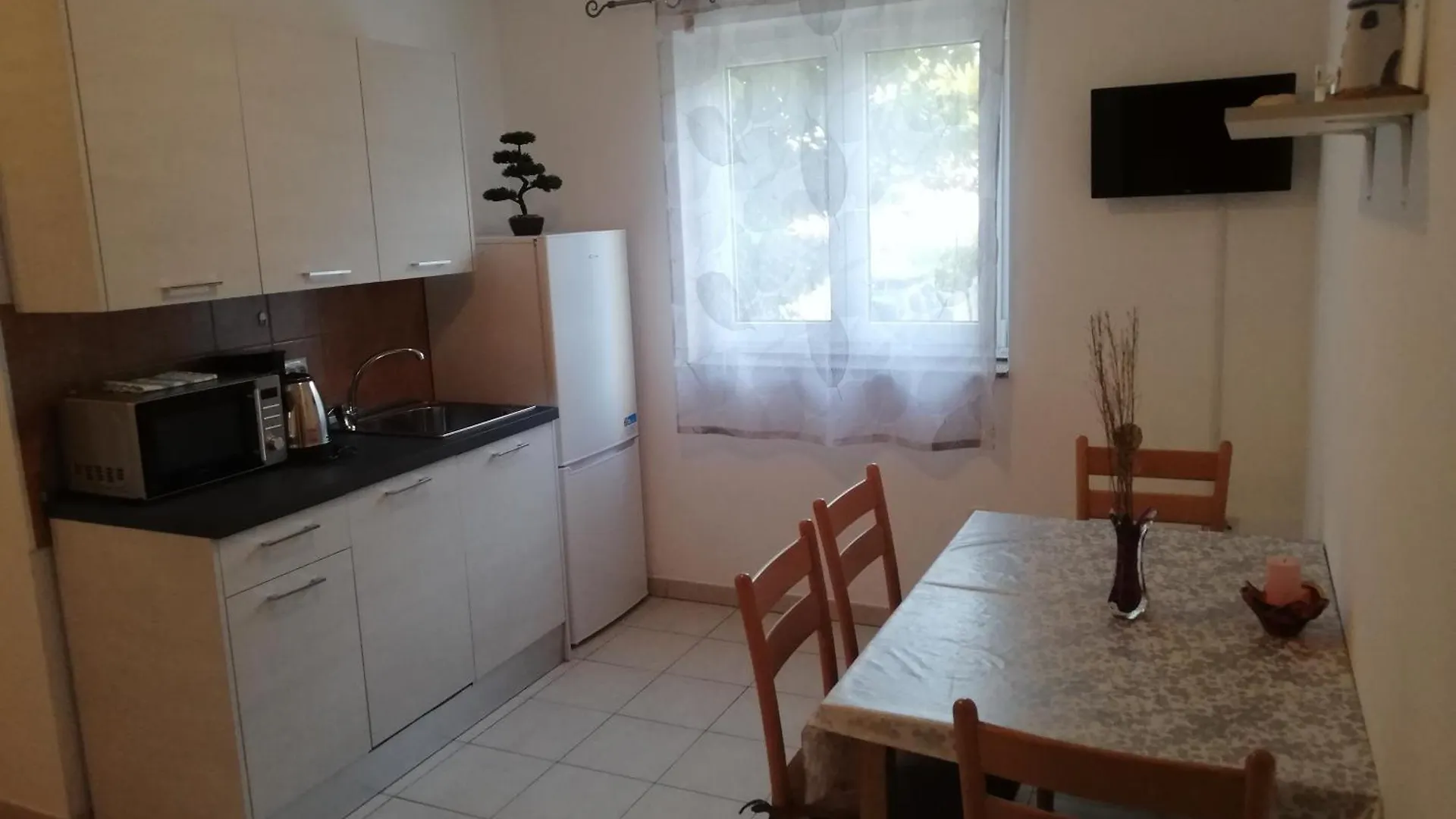 Apartment Sanja Premantura 0*,  Croatia